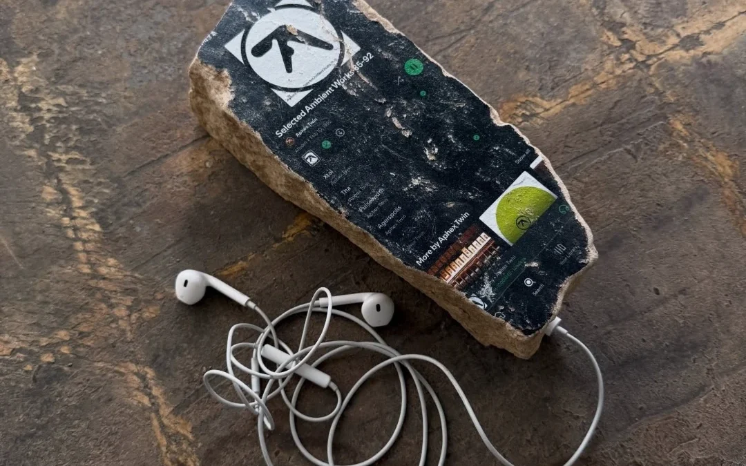 The Internet, Turned to Stone: Inside Kleinian’s Vision of Digital Fossils