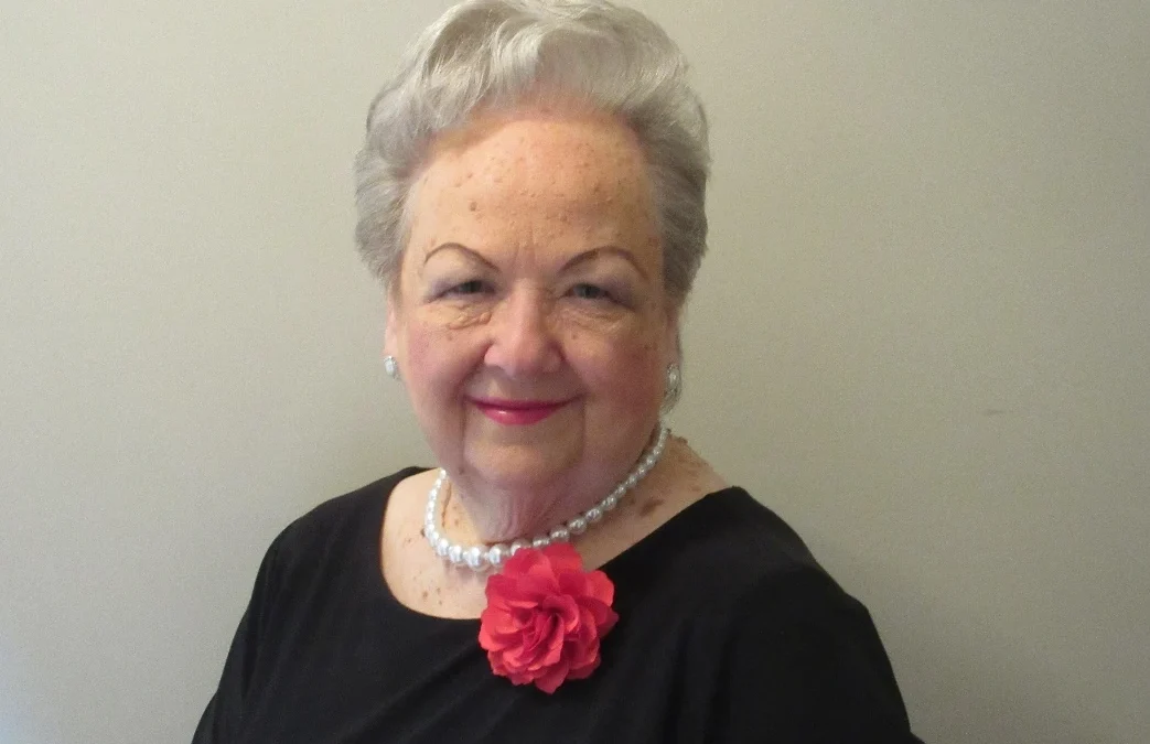Rooted in Faith, Raised by Grace: How Elaine Beachy Turned a Mennonite Childhood into Stories That Speak to Families Across Generations