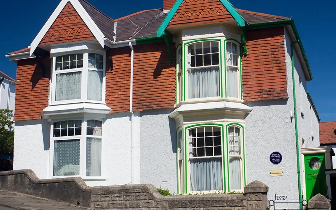A Night with a Literary Legend: Sleeping in Dylan Thomas’ House in Wales